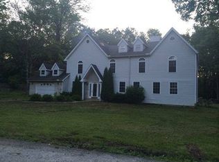 497 N Geyers Church Rd, Middletown, PA 17057