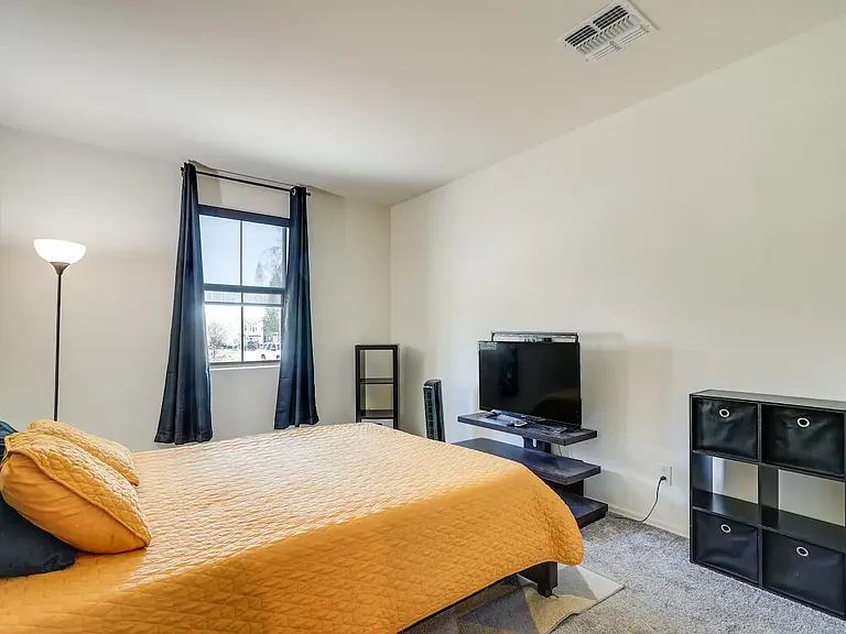 12525 W Palmaire Ave — Photo 14