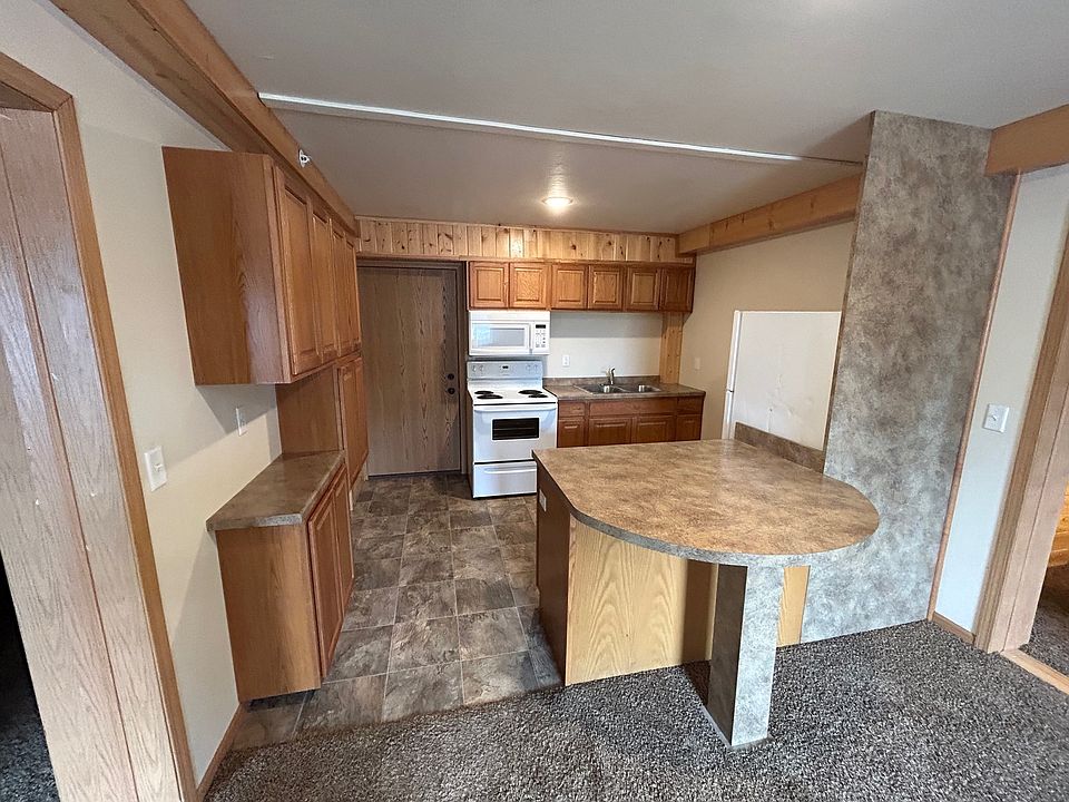 2nd image of 9 River Rd #101