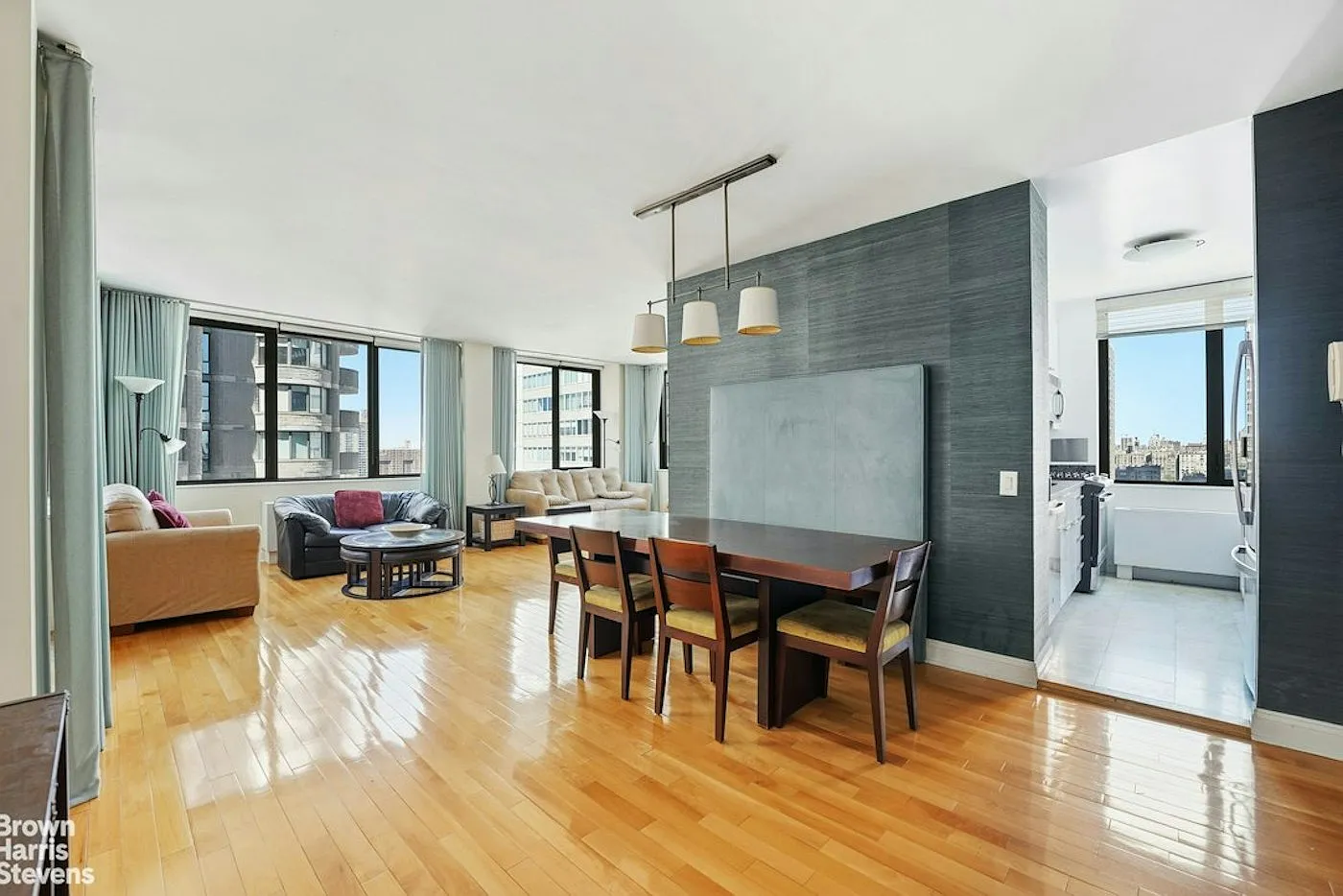 62 West 62nd Street — Photo 2
