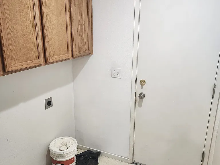 8279 Shifting Sands Dr — Photo 8
