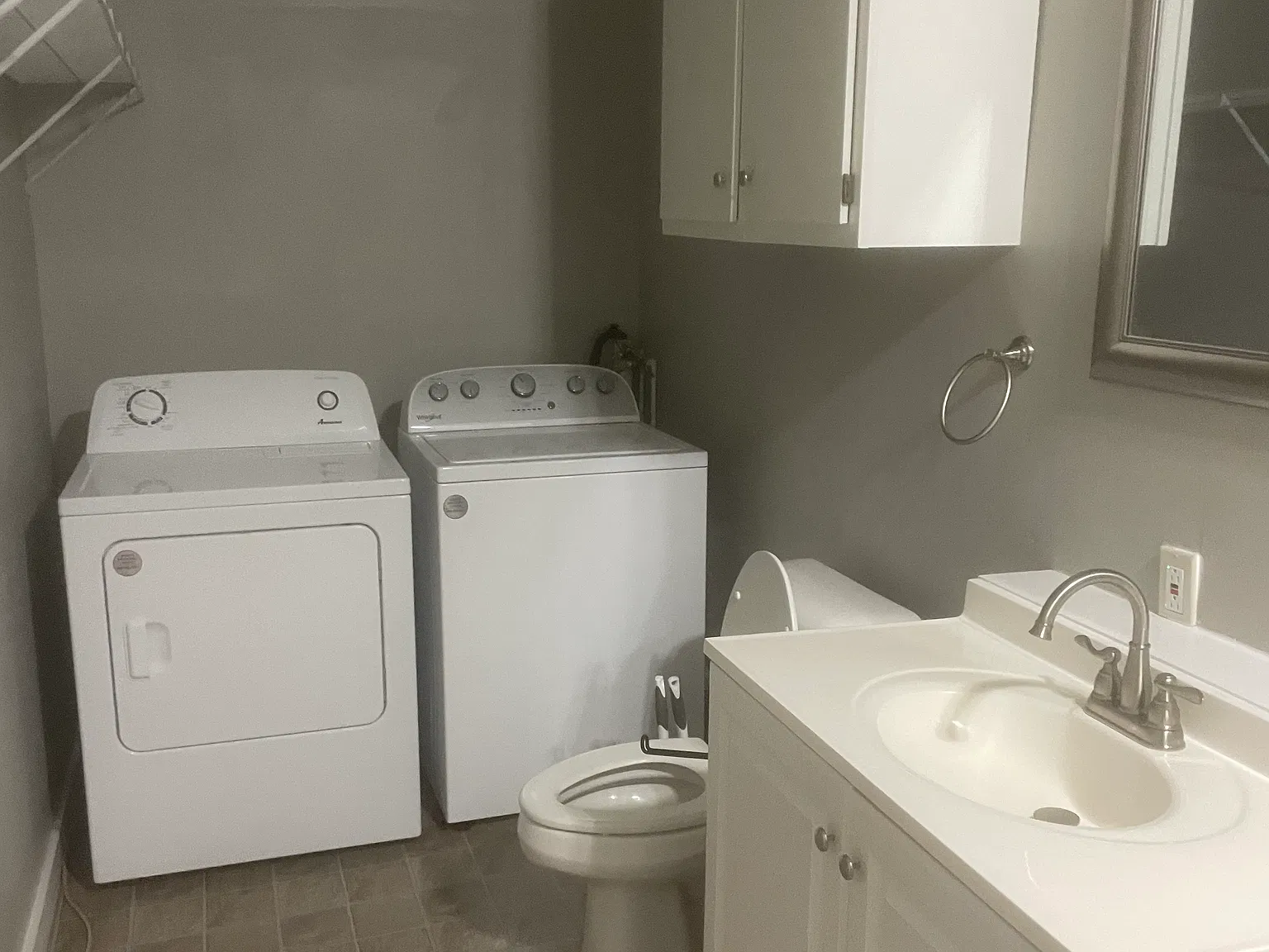 2 bed, 1.5 bath, 1000 sqft, $2,150 — Photo 2