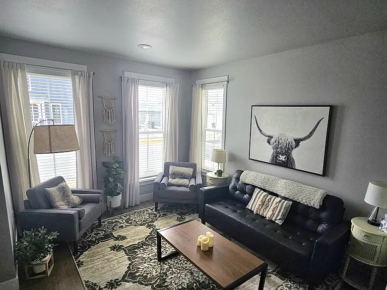6133 Farmstead Ave #101 — Photo 2