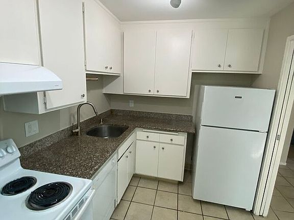 5th image of 373 Staten Ave #102
