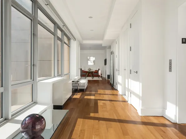 426 West 58th Street image 5 of 21