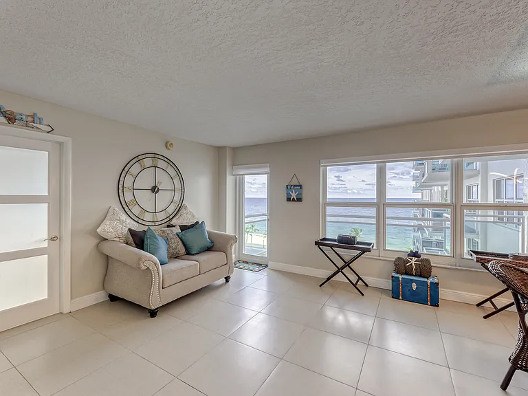 3900 Galt Ocean Dr #712 — Photo 23