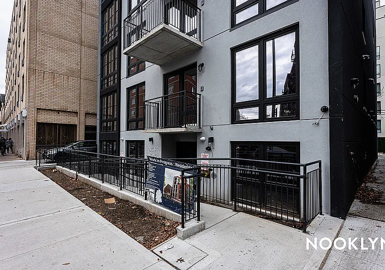 639 Foster Ave #102 — Photo 10