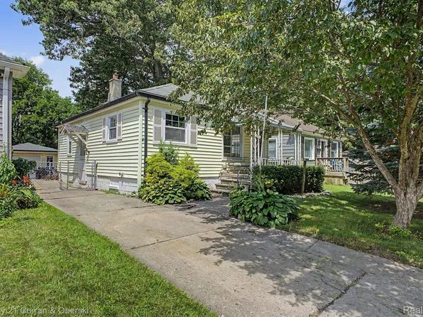 15979 Norborne, Redford, MI 48239
