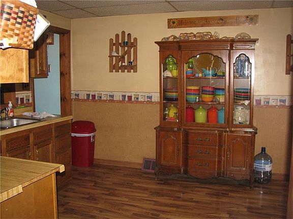 3rd image of 306 Main St