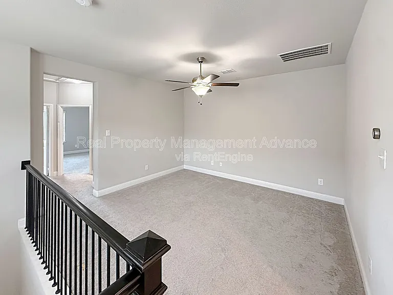 4621 Piedras Lanzar Dr — Photo 5