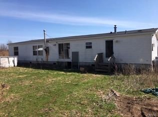 286 Russell Rd, Fulton, NY 13069