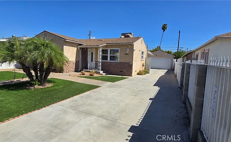 7246 Case Ave — Photo 1