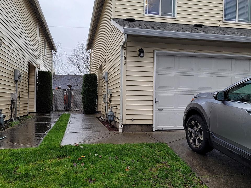 1st image of 3103 NE 118th Ave