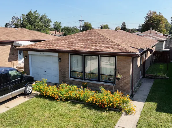 12917 S Marquette Ave, Chicago, IL 60633