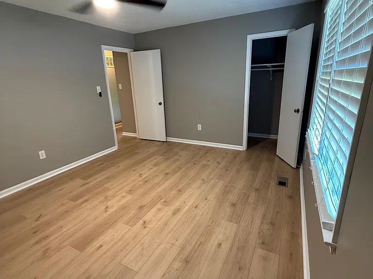 1405 Harth Dr #A — Photo 11