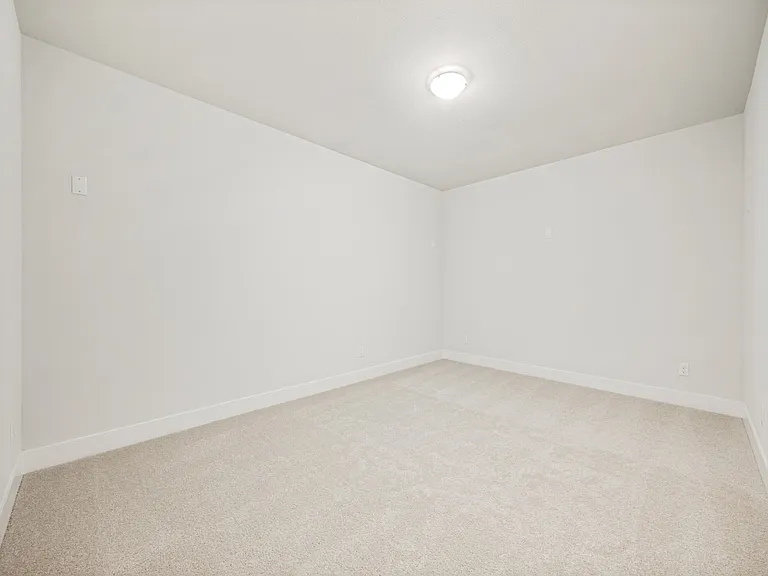 7342 Farley St — Photo 16