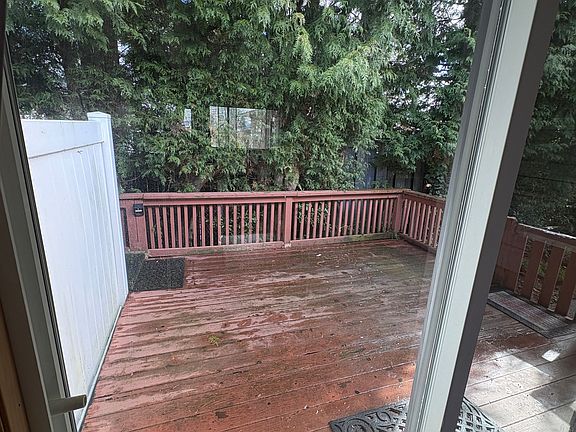 3rd image of 1012 NE 68th Ave #1012