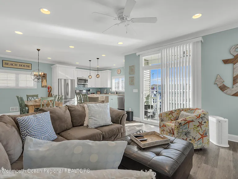 411 Harding Ave — Photo 19