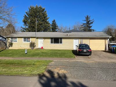 2071 Four Oaks Grange Rd, Eugene, OR, 97405