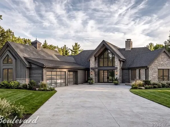Eastwood Ct, Sunrise Beach, MO 65079