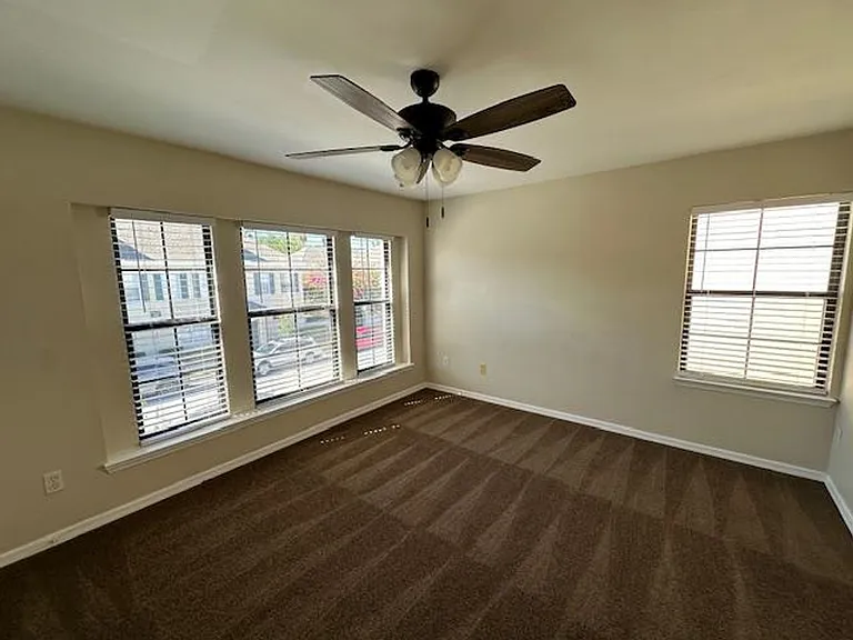 727 Siena Palm Dr — Photo 7
