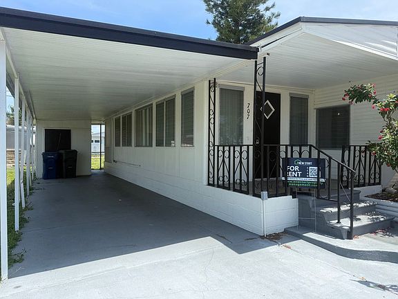 3rd image of 707 50th Ave W