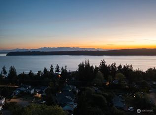 1813 19th Dr, Mukilteo, WA