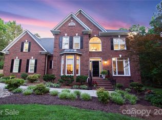 161 Larkfield Dr, Waxhaw, NC 28173