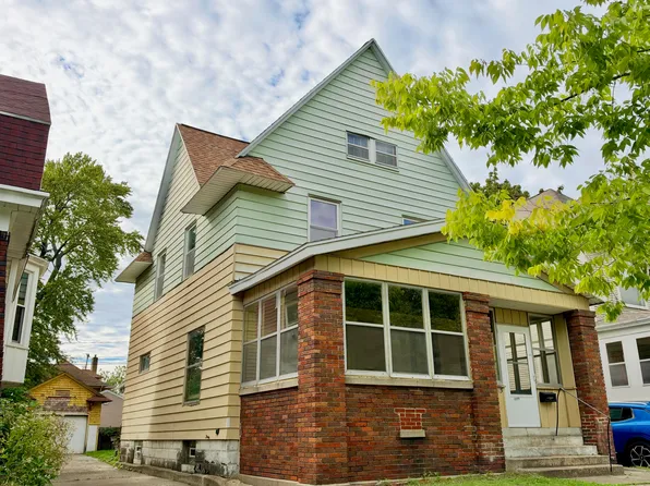 735 College Ave SE, Grand Rapids, MI 49503