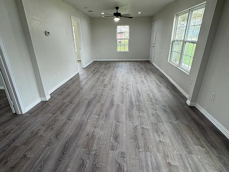 436 N Bryant Ave — Photo 5