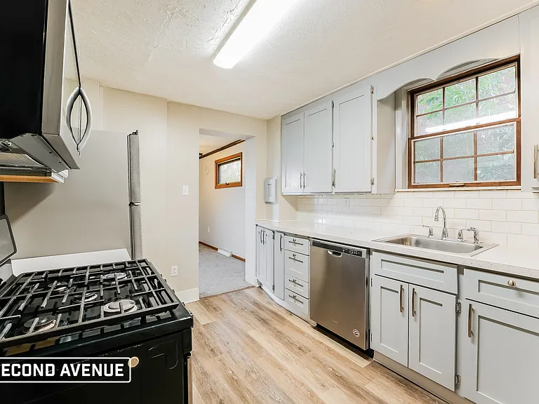 1304 Bellaire Pl — Photo 5