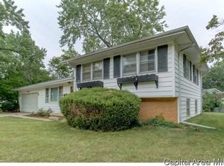68 Glen Aire Dr, Springfield, IL 62703