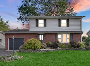 202 Stanley St, Valparaiso, IN 46383
