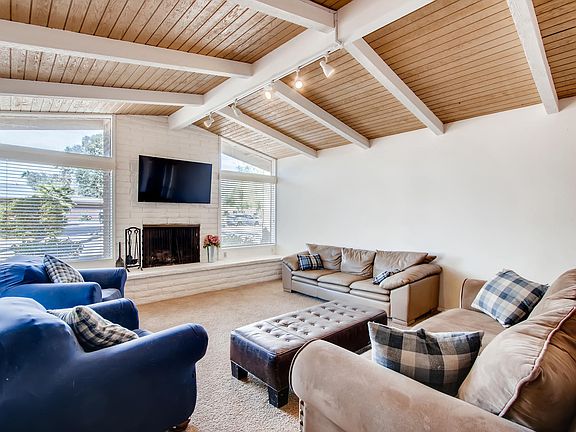 5th image of 7017 E Larkspur Dr