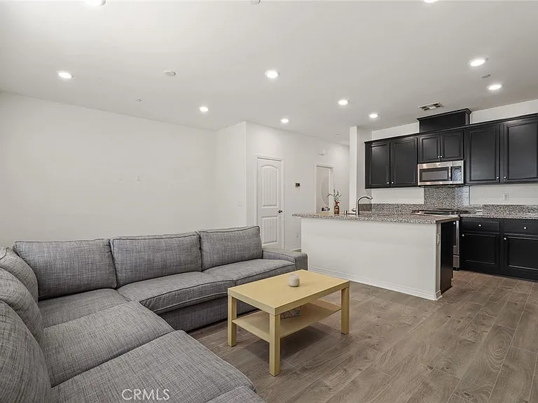 40302 Calle Real — Photo 9