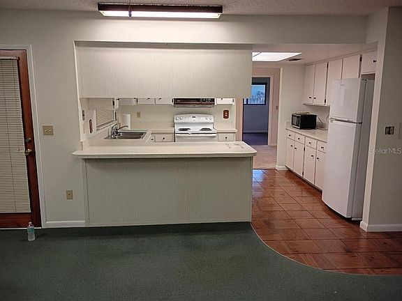 3rd image of 4145 POLARIS AVENUE