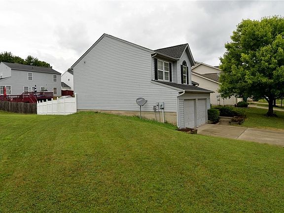 2nd image of 7438 Carnation Ln