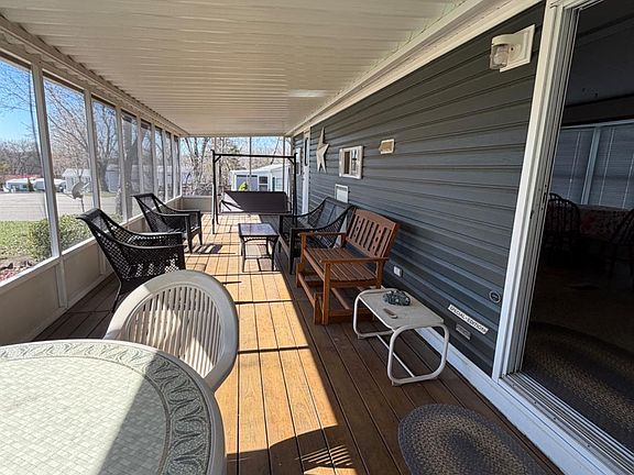 3rd image of 2288 W Old 101 Rd #24