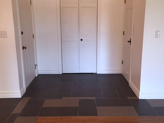 3rd image of 208 Carol Ct #208