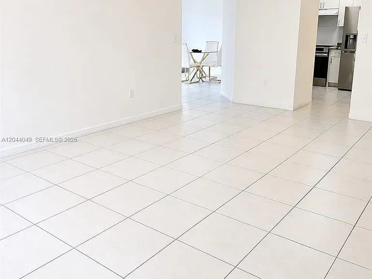 17834 SW 144th Ct — Photo 2