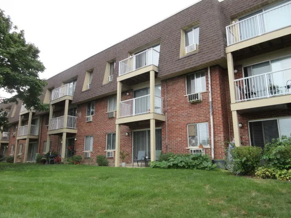 5 Villa Verde Dr APT 113, Buffalo Grove, IL 60089