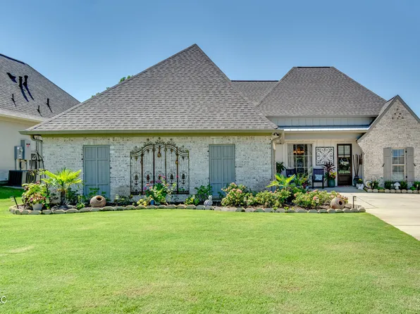 156 Cornerstone Dr, Madison, MS 39110