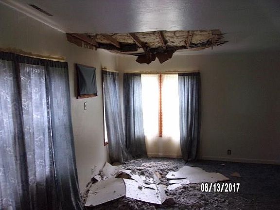 3rd image of 605 E 5th St
