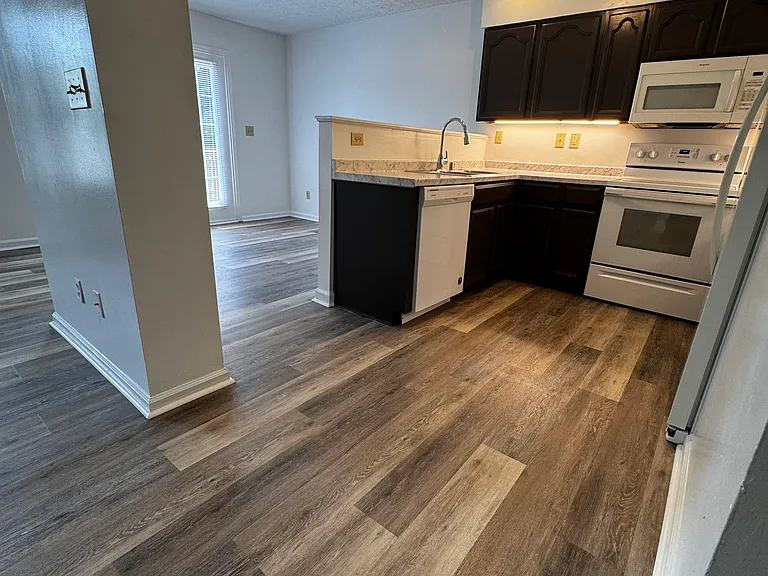247 Tanbark Dr #247 — Photo 4