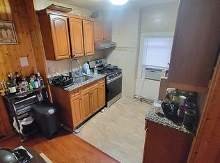 800 E 4th St #TOP, Brooklyn, NY 11218