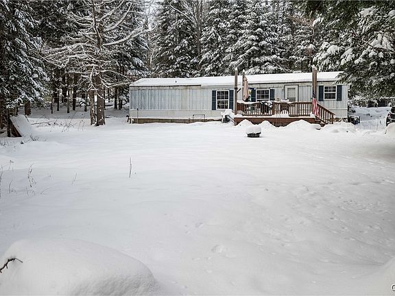 3rd image of 16 Deerwood Dr