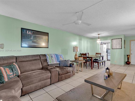 4th image of 1200 Tallwood Ave APT 202