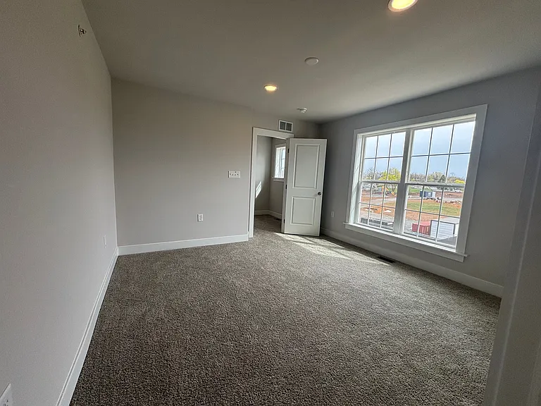 2nd Bedroom with walk-in closet and ensuite bathroom