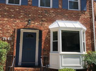 7641 Heatherton Ln, Potomac, MD 20854