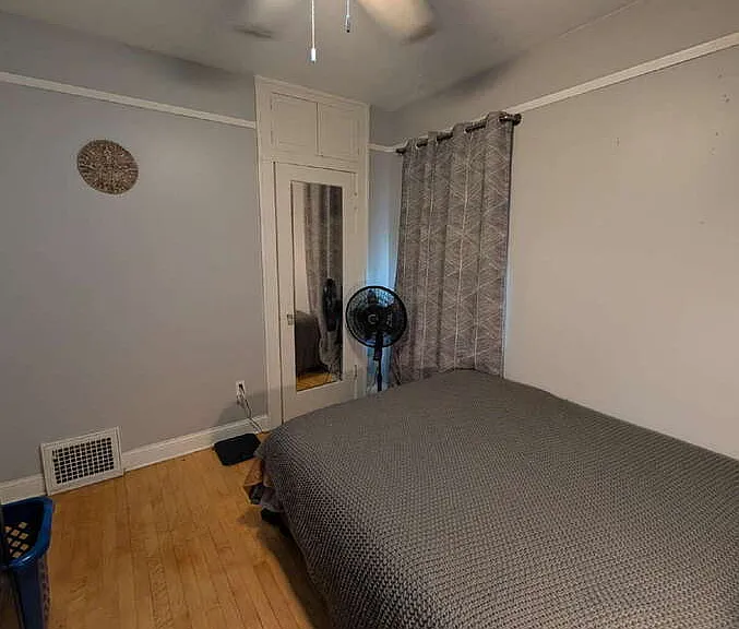 3814 Queen Ave N — Photo 23